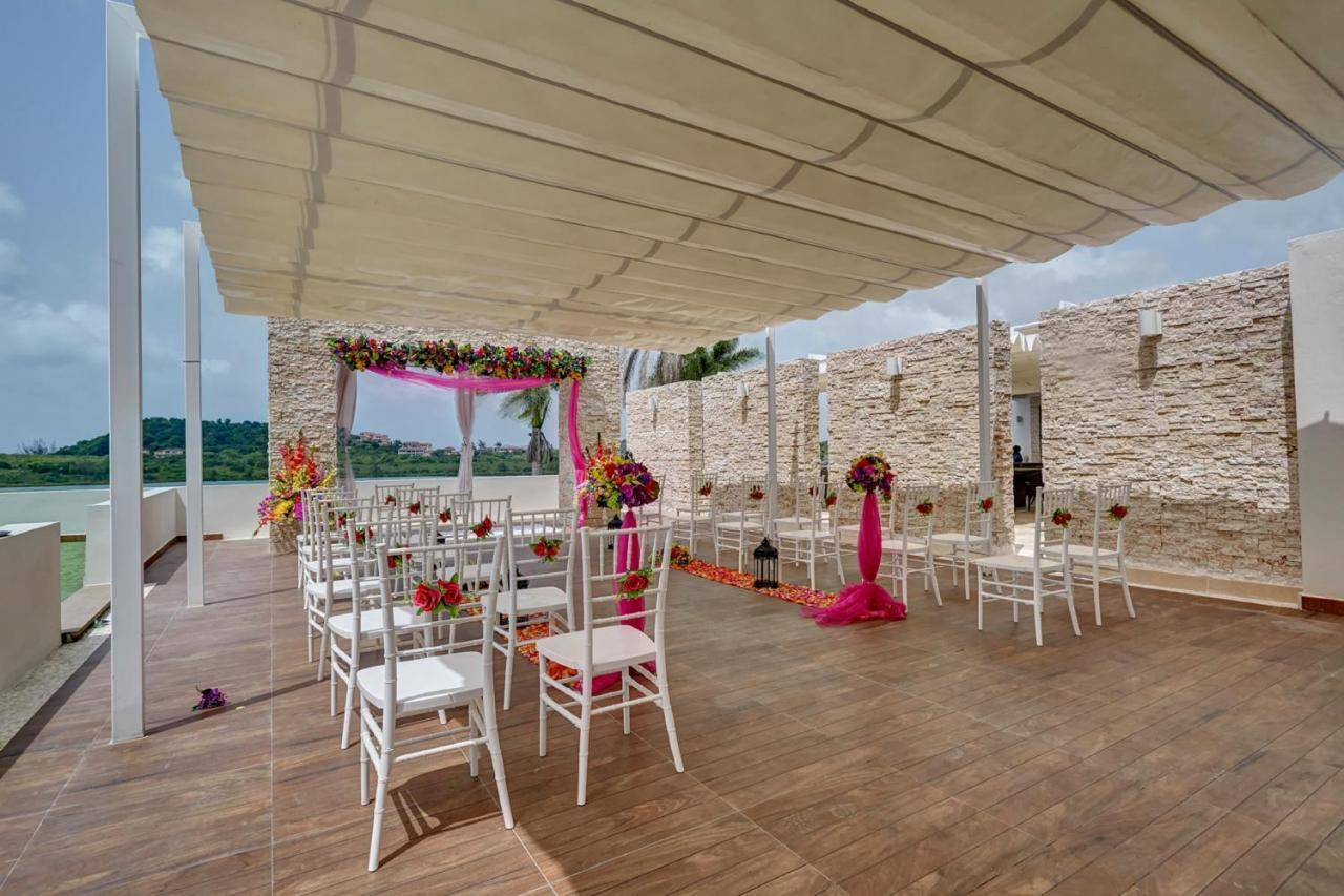 Royalton Antigua, An Autograph Collection All-Inclusive Resort Five Islands Village Luaran gambar